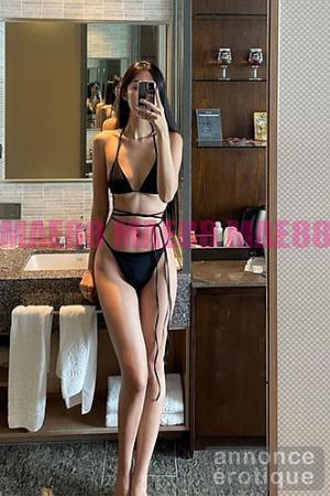 Krystal - escorte asiatique