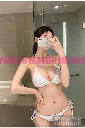 Krystal - escorte asiatique