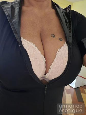 Chaude et douce mature te recoit près de Drummondville xx