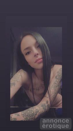 JEUNE FEMME PRETE A SEDUIRE VOS BESOIN