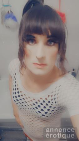 Sissy bottom en chaleur dispo maintenant incall/outcall/online