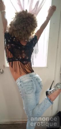 Petite femme mature