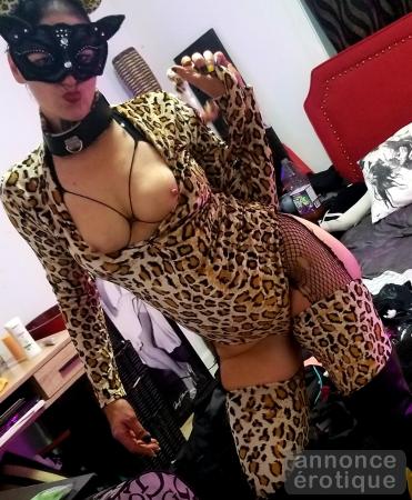 Sensuelle Chikita  te reçoit  toute la journée 819-809-7282 120$