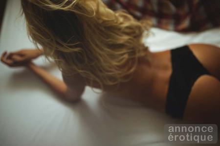 8 FILLES CE SOIR DE DISPONIBLE ! PLAISIR AU MAXIMUM