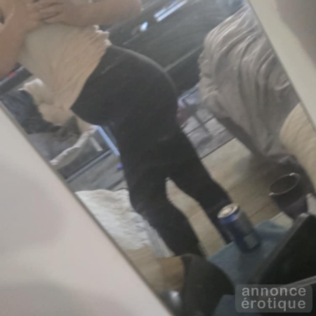 Petite coquine pour un moment cochon