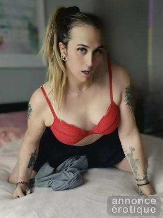Transexuelle féminine et assumée