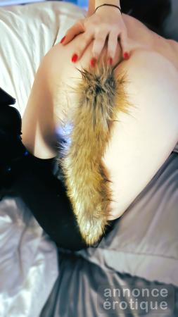 LOUNA AVEC MASQUE KINKY SEXY OBLIGATOIRE EAT PUSSY
