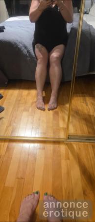 Footfetish footjob Domination Montréal 11w