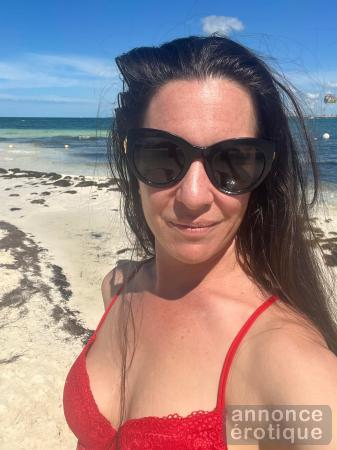 Vlinder votre parfaite GFE Milf girl next door