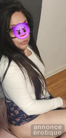 Delicious latina dispooo    magic mouth