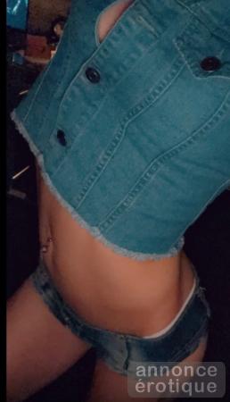 Andréa 34B - St-Lambert GFE incall dispo live et jusqu'a 12am