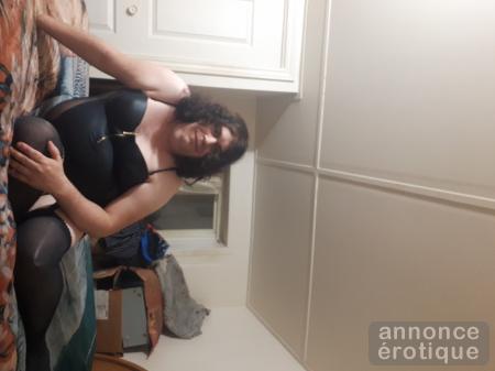 cherche a devenir une esclave shemale a sperme