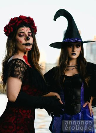 COME SEE THE GIRLS IN THEIR HALLOWEEN CUSTUMES  +++ @SPAZEPHYR
