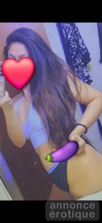 Hola babe deliciosa latina dispo magic mouth