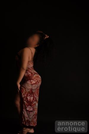 Jasmine belle jeunesse exotique pour toi ! Ce jeudi SENSUEL