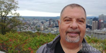 MASSAGES POUR HOMMES PAR HOMME.