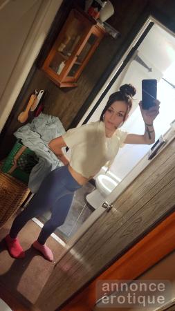 Ptite brunette la meilleure suceuse en ville