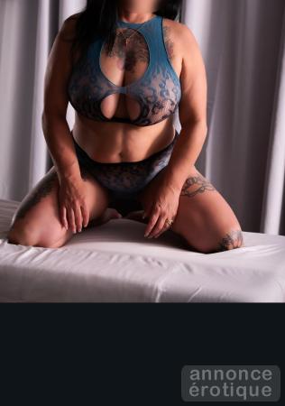 2 coquines en chaleur vous attend cette apres - midi xox