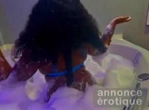 *KATHY * BOMBSHELL 36D NATUREL TEASE! @SPAZEPHYR