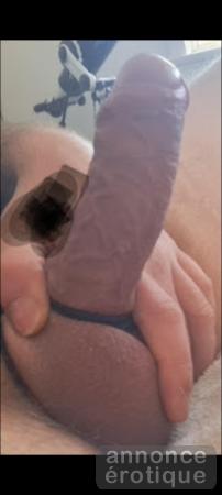 Escorte mâle à votre entière disposition, mesdames, pour réaliser tous vos fantasmes…