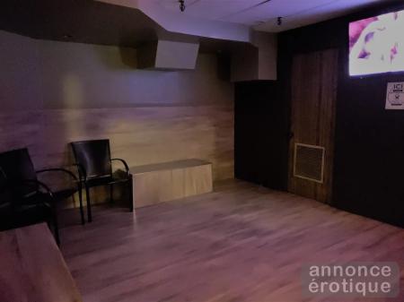 Bain Colonial Montréal – Spa pour hommes sur le Plateau