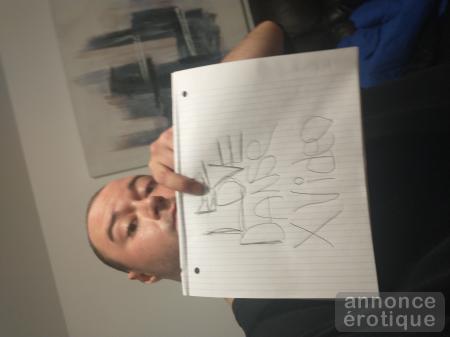 Bonsoir pour du service de qualité appelle moi ! On check ma page Xvideo!