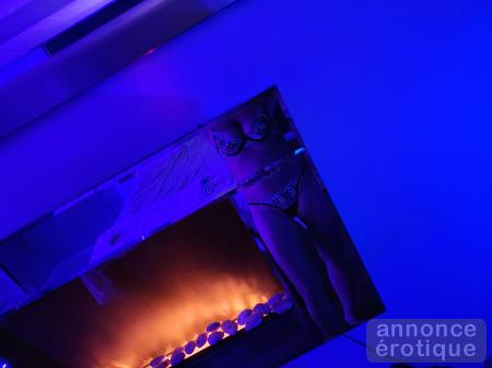 charline milf 45 ans ultra sexy et sensuelle