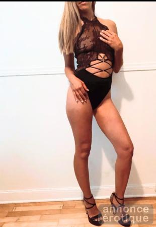 HOT GIRLS NAUGHTY OPEN MINDED AT SALON AZUL