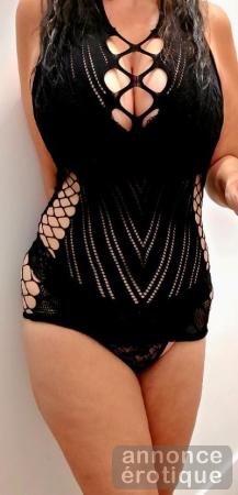 JADE BEAUTÉ POLONAISE ROUMAINE TRÈS SENSUELLE @ SALON AZUL