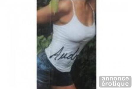 JE REÇOIS À QUÉBEC, SPORTIVE, DISCRÈTE, SENSUELLE