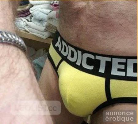 MASSAGE A 4 MAINS POUR HOMME