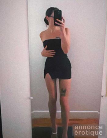 SAVANNAH Petite coquine discrète , à l'esprits ouvert xox