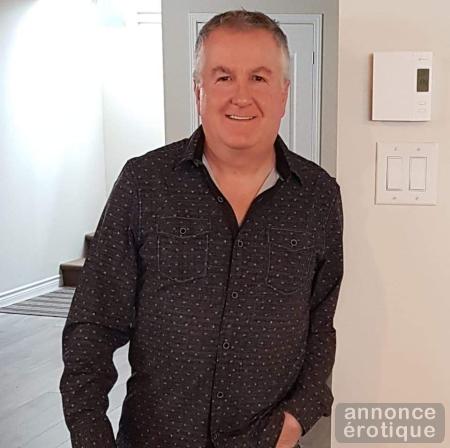 Texax42@hotmail.com  T'aimerait avoir du plaisir.