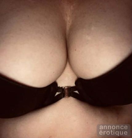 Je suis une fille qui est escorte et recherche homme seulement