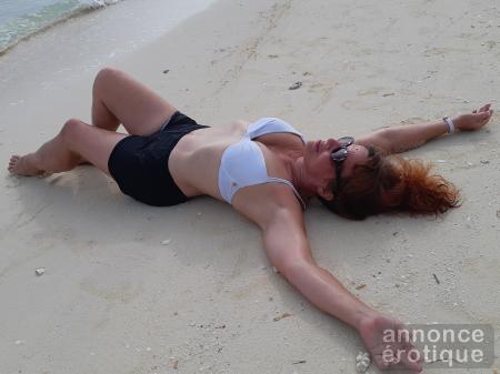 Une séance chaude et sensuelle t'attends chez Sylvie