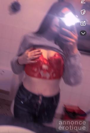 Chatte en chaleur Vien me visiter plaisir garanti