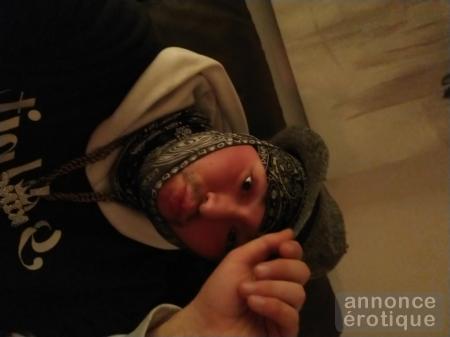 HOLLA  women i need You Crabe my ass AND me suck YOUR PUSSY