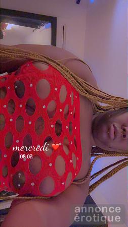 Lindsay douce& sensuelle prête pour te recevoir