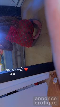 Lindsay douce& sensuelle prête pour te recevoir