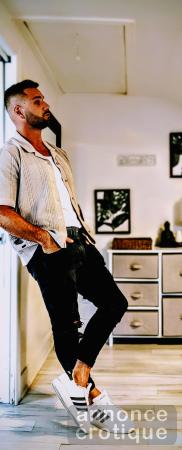 Massage Érotique Privé — Outcall Seulement