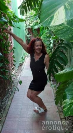 Séduisante et jolie femme mature