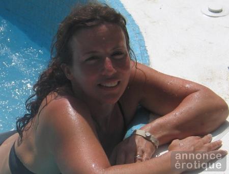 Séduisante et jolie femme mature