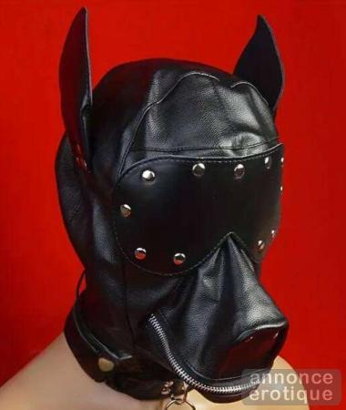 The foot goddess is available to dominate her slaves