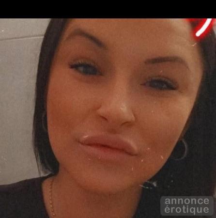 Partygirl vrai cochonne incall gouin est