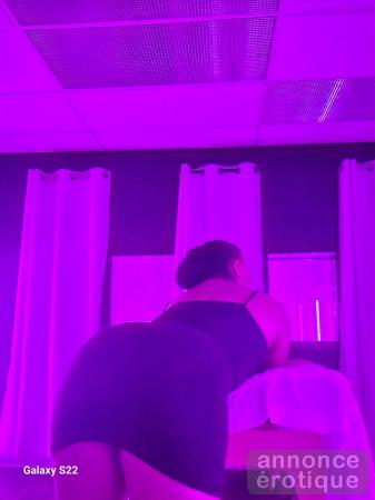 Viens finir l'année en toute intimité avec Moi!!