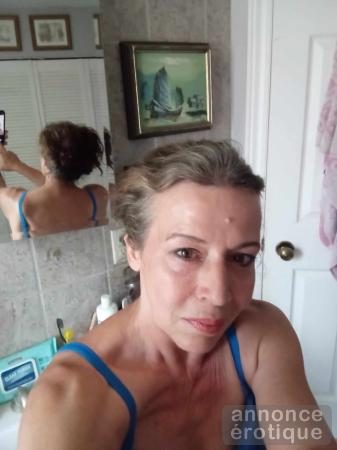 Coquine, aventureuse, curieuse et discrète