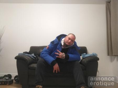 Disponible je me déplace cher toi tu vient cher moi ✓