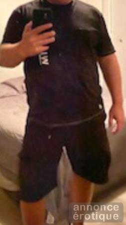 Disponible pour femme sérieuse 438-809-7433 non fumeur recoit ou me déplace