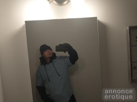 Disponible pour une petite vite a matin et surtout bon matin aha ✓