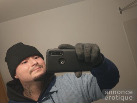 Disponible pour une petite vite a matin et surtout bon matin aha ✓